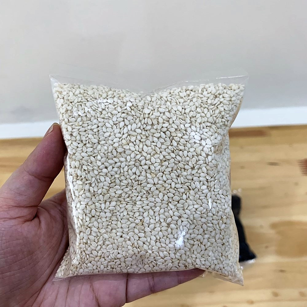 Pekanbaru Sesame Seeds / Biji Wijen Hitam Putih Repack 100Gr