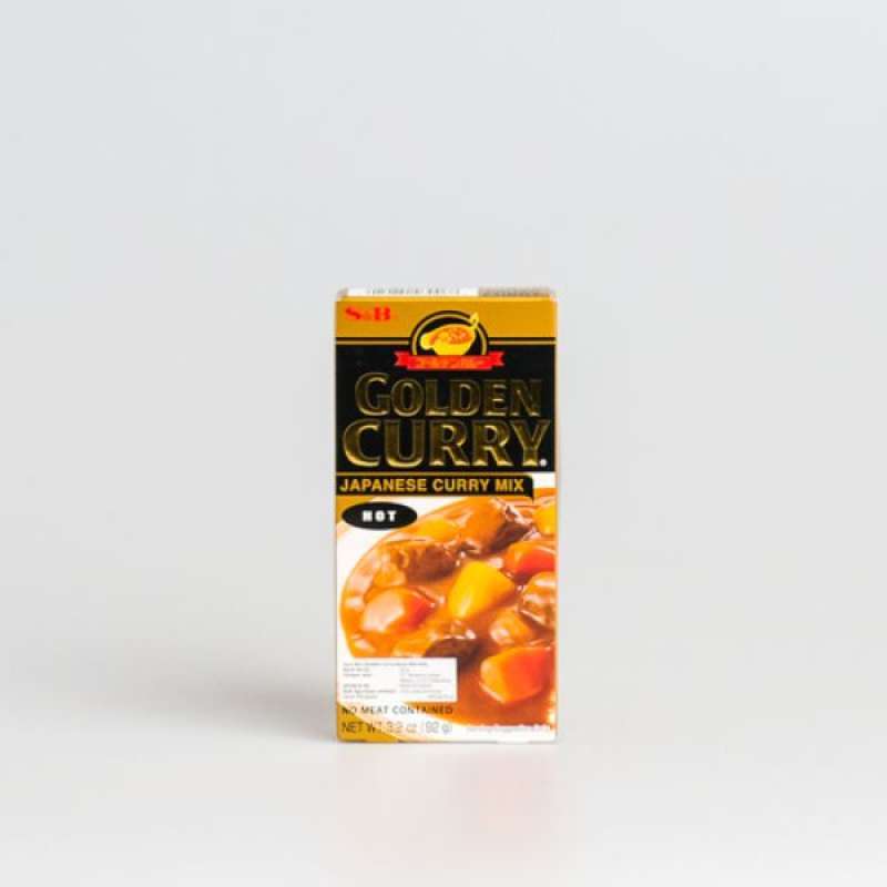 Pekanbaru S&B Golden Curry Sauce Mix Hot 92Gr Box