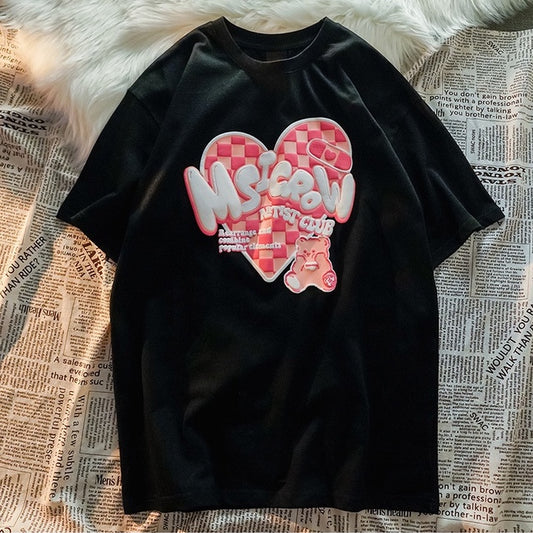 Pekanbaru Kaos Oversize Msicrow Love Artist Club T-shirt Unik Berkualitas Bear Beruang Love Square Rearrange and Combine Popular Elements Korean Style