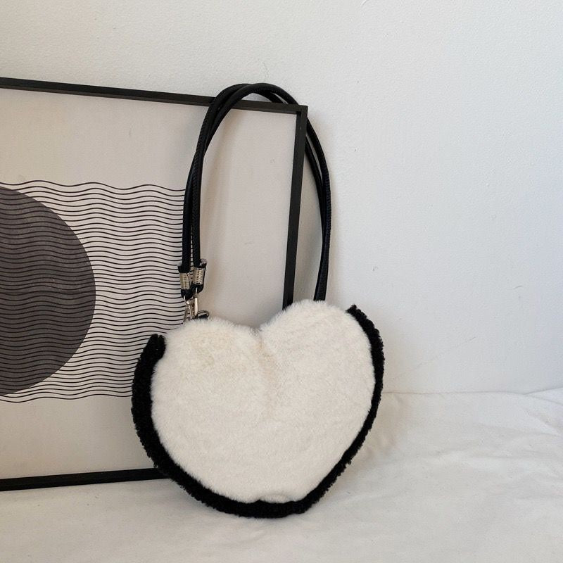 Pekanbaru Tas Love Hitam Putih Bulu Model Catur Zebra Bunga Monokrom Tas Bahu Bulu Lembut Cute Love Woman Bag Fluffy Black White Chess Flower Tas Berkualitas Korean Style