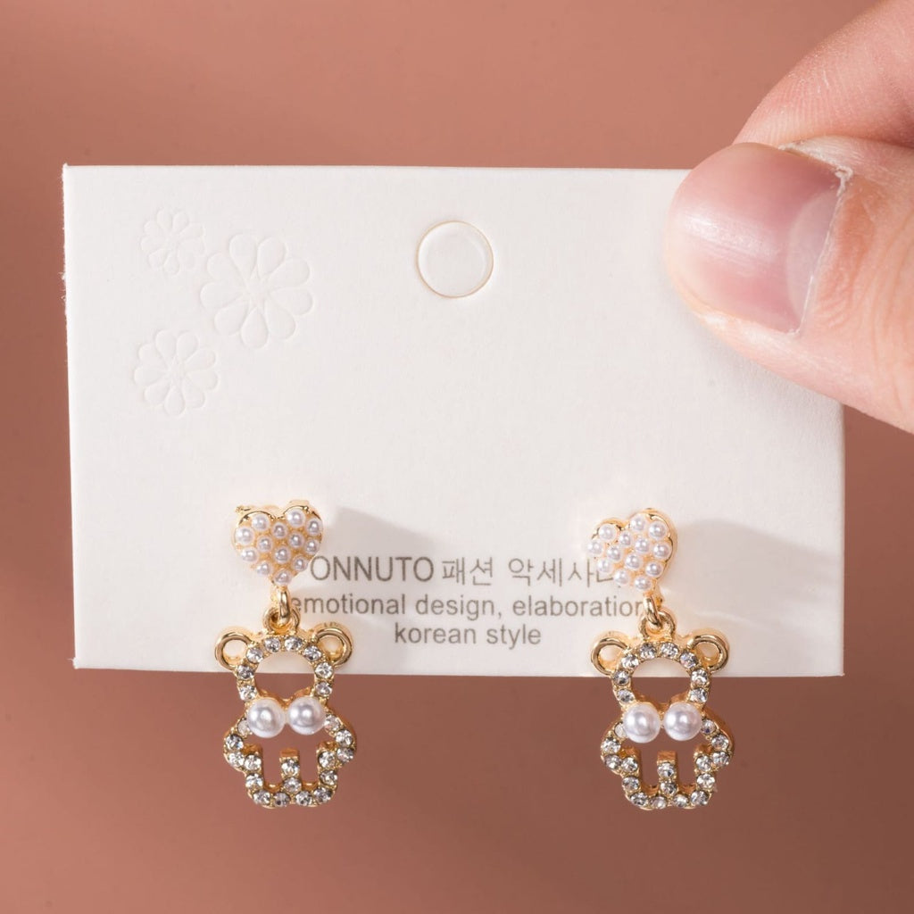 Pekanbaru Anting Wanita Mutiara Bentuk Pita Clover Kelinci Beruang Permata Berlian Simple Elegan Anting Tusuk Cute Woman Earrings Anting Berkualitas Korean Style