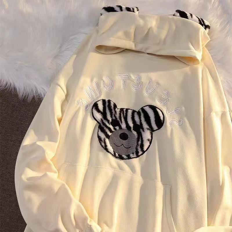 Pekanbaru Hoodie Oversize Beruang Motif Warna Zebra Telinga Hitam Putih Lucu Cute Black White Bear Hoodie Bordir Lucu Unik Berkualitas Hoodie Beruang Bulu Lembut Hoodie Couple Unisex Korean Style
