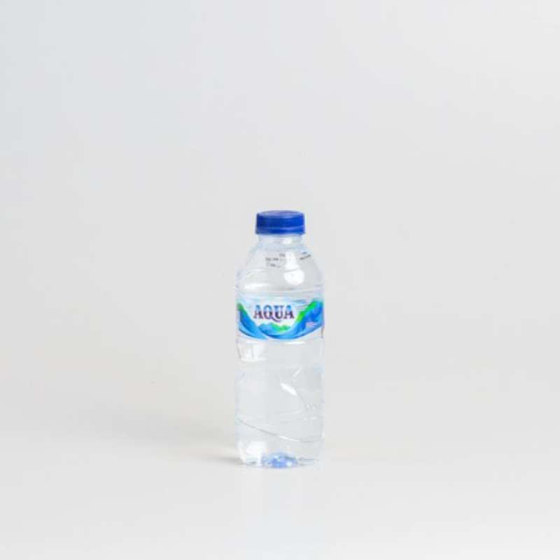 Pekanbaru Aqua Mineral Water 330Ml Btl