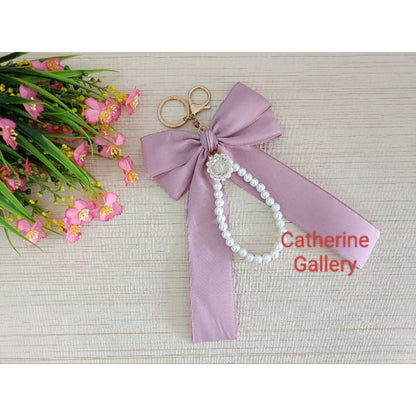 Pekanbaru Hanya 3 Hari Diskon Khusus : Gantungan Tas wanita  Pita Mutiara Clarice Cantik/keychain
