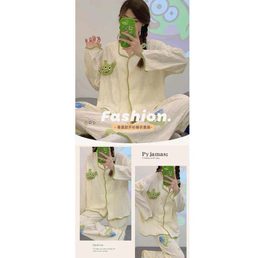 Pekanbaru Baju Tidur Set Kancing Depan Putih Cream Aesthetic Lengan Panjang Celana Panjang Bordir Lucu Unik Cute Pattern Setelan White Sleep Wear Shirt Korean Style