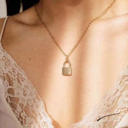 Pekanbaru Kalung Korea Women Necklace 100 Languages I Love You Pendant / Projection Necklace