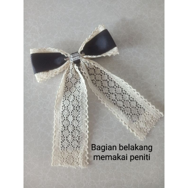 Pekanbaru Pita Hijab Emily