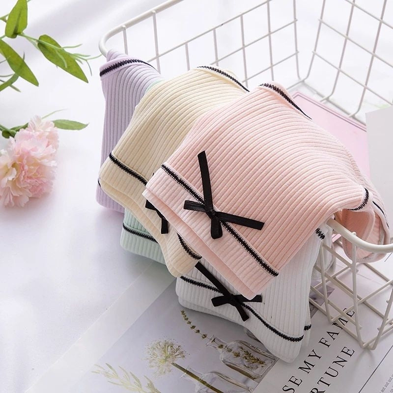 Pekanbaru Celana Dalam Wanita - Underwear Cewek Polos List Hitam Pita - Celana