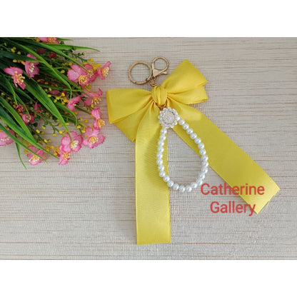 Pekanbaru Hanya 3 Hari Diskon Khusus : Gantungan Tas wanita  Pita Mutiara Clarice Cantik/keychain