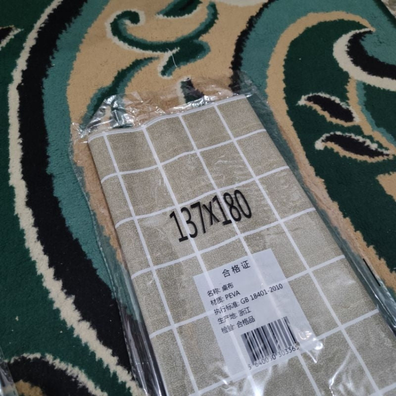Pekanbaru Taplak Meja Anti Air Motif Kotak-Kotak Bahan PEVA