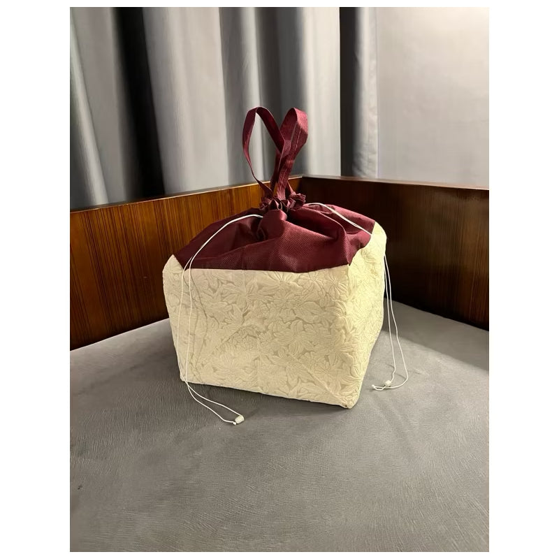 Pekanbaru HR-Tas Hajatan EMBOS SERUT 22x22 Tinggi 30 cm Nasi Kotak Tempat Belanja Goodie Bag Rice Box