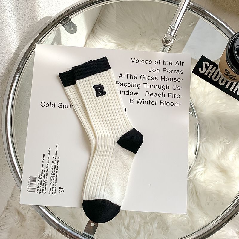 Pekanbaru Kaos Kaki Hitam Putih Stripe R Letter Garis Black White Import Long Sock High Quality Kaos Kaki Panjang Korean Style