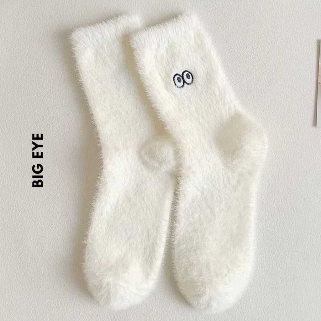 Pekanbaru Kaos Kaki Bulu Bahan Tebal Putih Aesthetic Simple Elegan Emoji Fluffy Socks Berkualitas