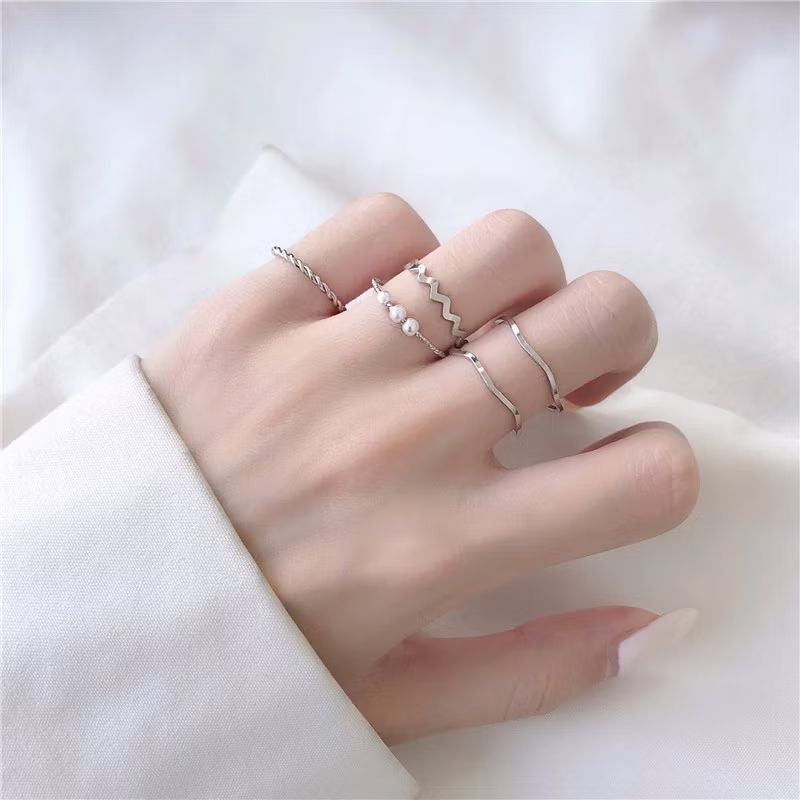 Pekanbaru Isi 4/8 Pcs  /Set Cincin Emas Hias Mutiara Gaya  Untuk Wanita