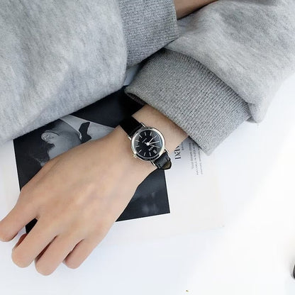 Pekanbaru Jam Tangan Casual Wanita Analog Kecil Dial Bulat Dengan Strap Pu