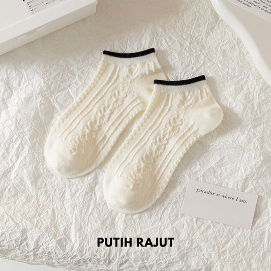 Pekanbaru Kaos Kaki Hitam Putih Pita Pendek Simple Aesthetic Renda Black White Sock Nice Rajut