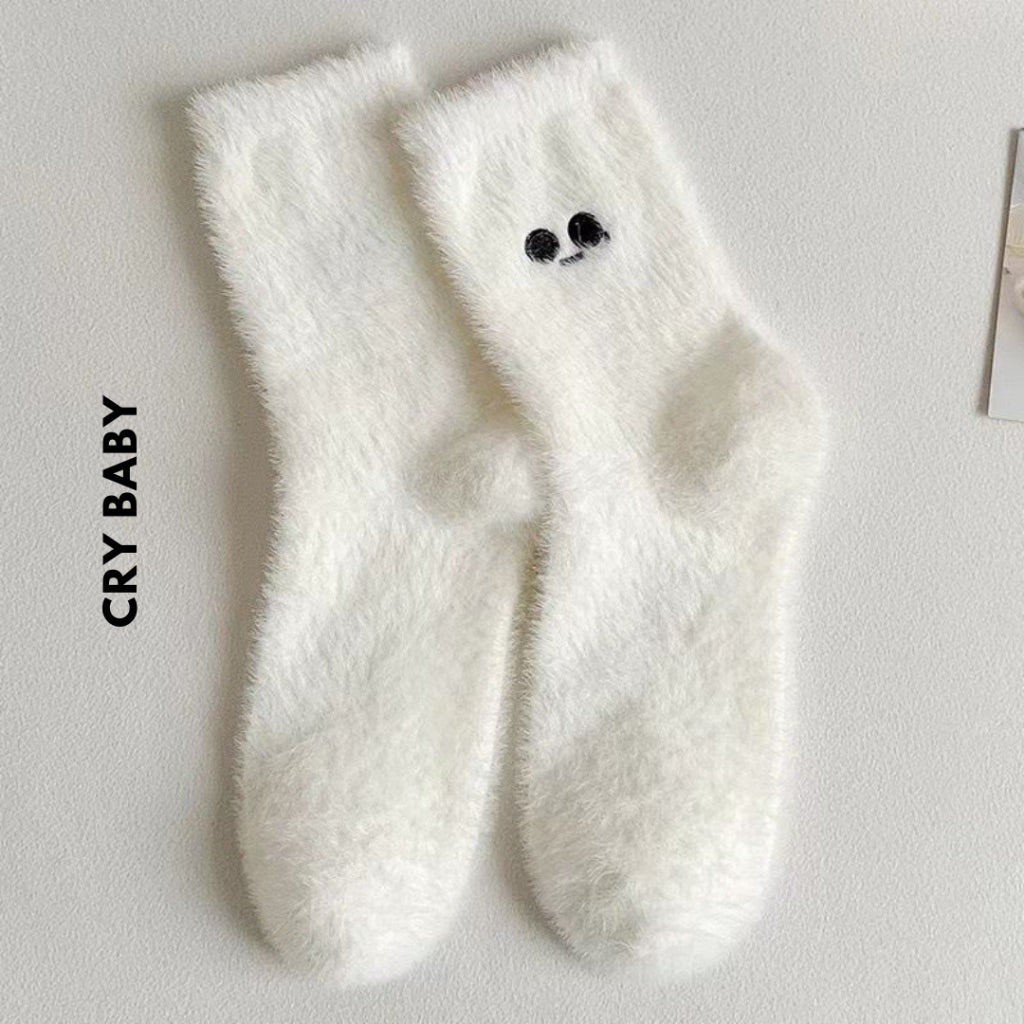 Pekanbaru Kaos Kaki Bulu Bahan Tebal Putih Aesthetic Simple Elegan Emoji Fluffy Socks Berkualitas