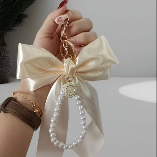 Pekanbaru Gantungan Kunci Clarice Satin Pita Mutiara / gantungan tas wanita