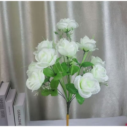 Pekanbaru Bunga Mawar 12 Kuntum Mekar