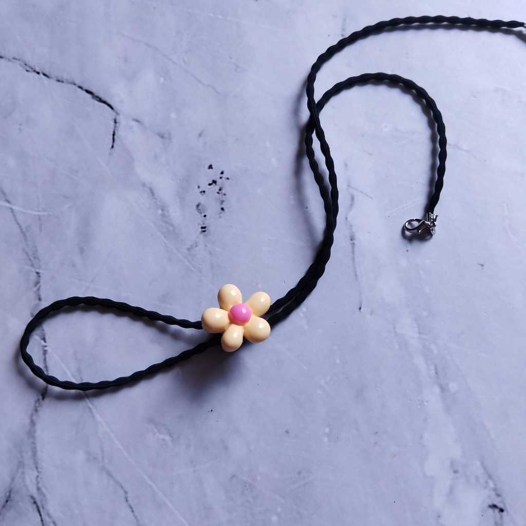 Pekanbaru [YL] Strap Masker 2 in 1/ Kalung Masker / Kalung Gantungan Masker Multifungsi Bisa dipakai utk Hijab / Strap Masker Pita/Kalung Masker Hijab 2 in 1 Stap Masker Elastis Konektor Masker Boba