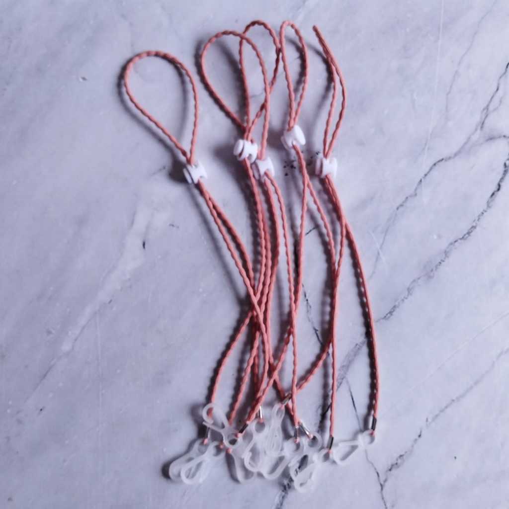 Pekanbaru [YL] Strap Masker 2 in 1/ Kalung Masker / Kalung Gantungan Masker Multifungsi Bisa dipakai utk Hijab / Strap Masker Pita/Kalung Masker Hijab 2 in 1 Stap Masker Elastis Konektor Masker Boba