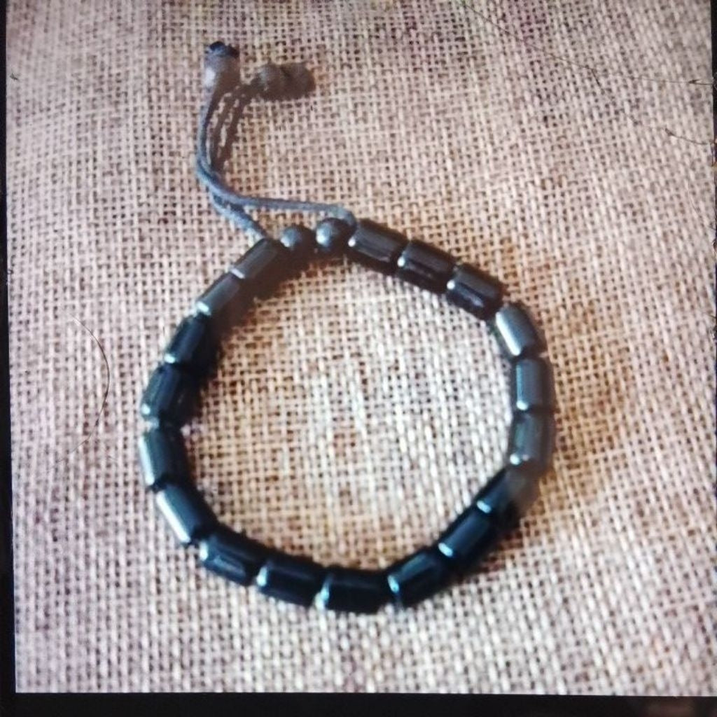 Pekanbaru Gelang Tangan Batu
