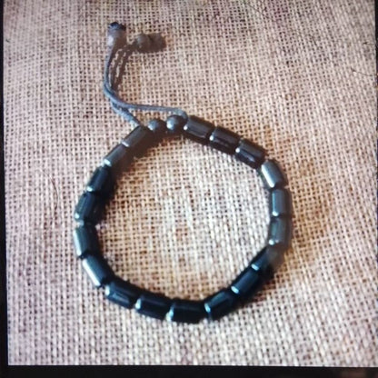 Pekanbaru Gelang Tangan Batu