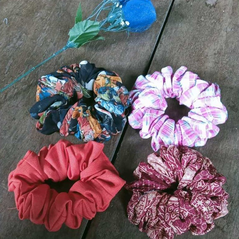 Pekanbaru IKAT RAMBUT HOMEMADE SCRUNCHIE  HOMEMADE KUNCIR CANTIK HOMEMADE