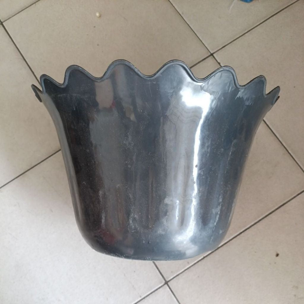 Pekanbaru pot. bunga plastik harga obral diameter. 20 cm