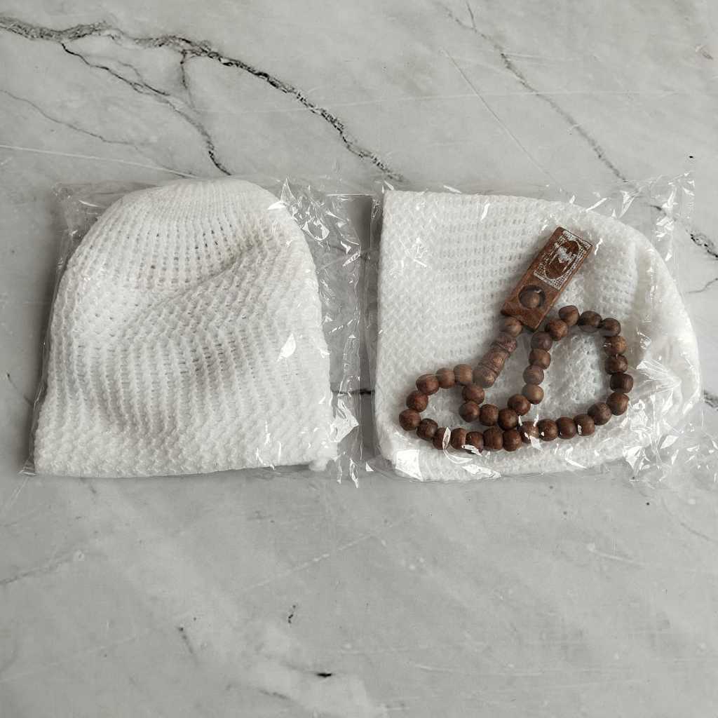 Pekanbaru HR-Peci Rajut Dewasa dan Tasbih Souvenir Haji/Umroh Hajatan Dll (Peci+ Tasbih) Paket 25pcs Peci Krem