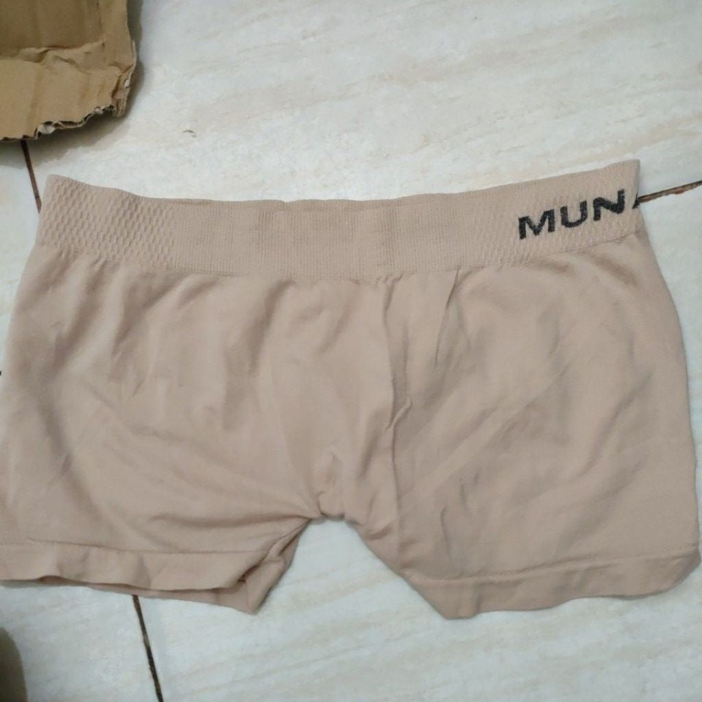 Pekanbaru Celana Korset Munapi Pelangsing / Pengecil Perut Underwear Wanita Munafik Munafie