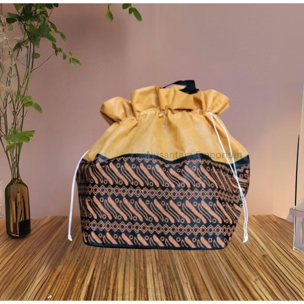 Pekanbaru HR-Tas Hajatan EMBOS SERUT 22x22 Tinggi 30 cm Nasi Kotak Tempat Belanja Goodie Bag Rice Box