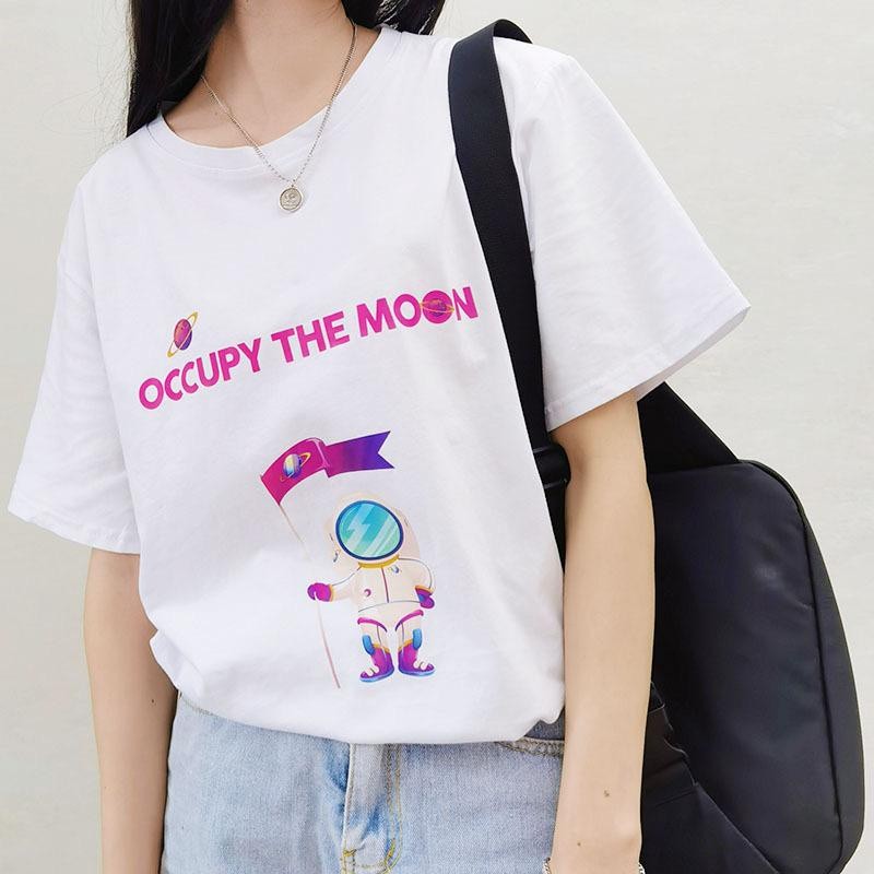 Pekanbaru Kaos Oversize Occupy The Moon Astronot Planet Bulan Bendera Saturnus Luar Angkasa Sablon Berkualitas Hitam Putih Pink T-shirt Couple Unisex Lembut Unik Korean Style
