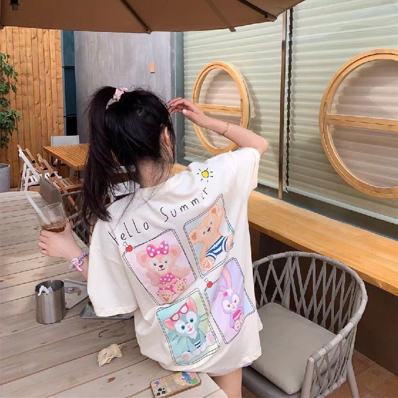 Pekanbaru Kaos Oversize Duffy Family Stellalou and Friends Hello Summer Polaroid Cream Putih Soft Color Simple Elegan Aesthetic T-shirt Couple Unisex Cartoon Sablon Berkualitas Korean Style