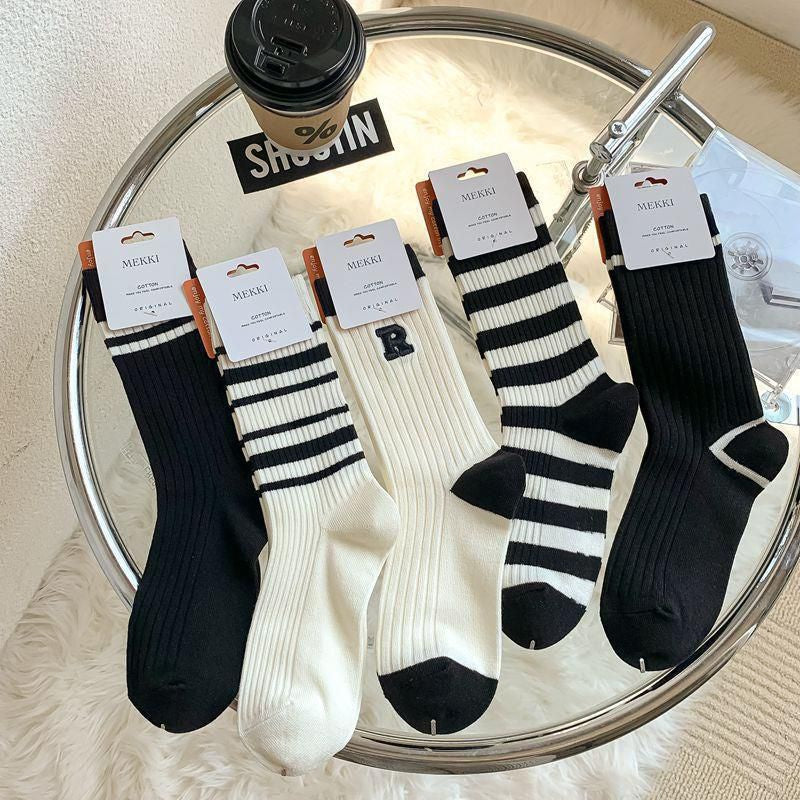 Pekanbaru Kaos Kaki Hitam Putih Stripe R Letter Garis Black White Import Long Sock High Quality Kaos Kaki Panjang Korean Style