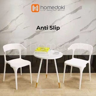 Pekanbaru Homedoki Kursi Makan / Kursi Plastik / Kursi Cafe / Kursi Tamu / Bangku Makan / Kursi Santai Kursi