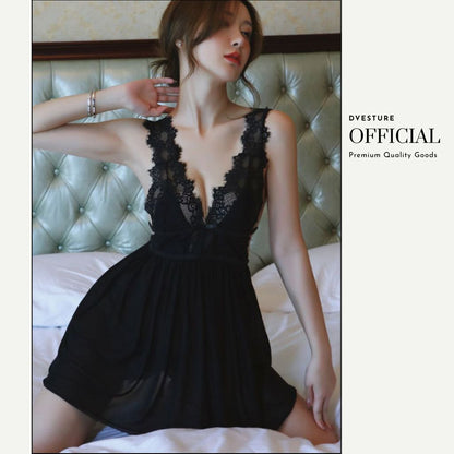 Pekanbaru Lingerie Wanita Dress Set D-06 Open V Back Suspender